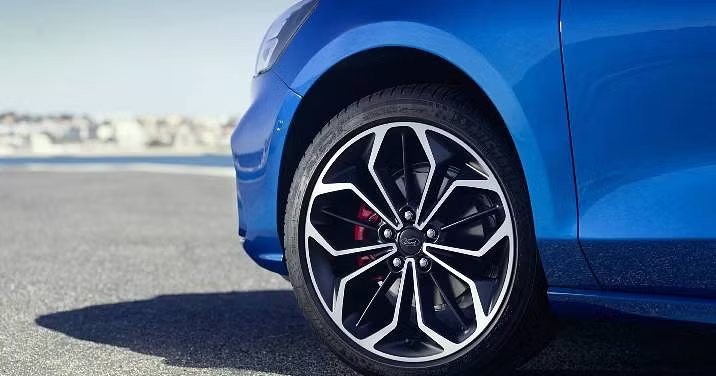 Understanding the Trade-Offs: The Impact of Aftermarket Wheels on Vehicle Performance and Mileage