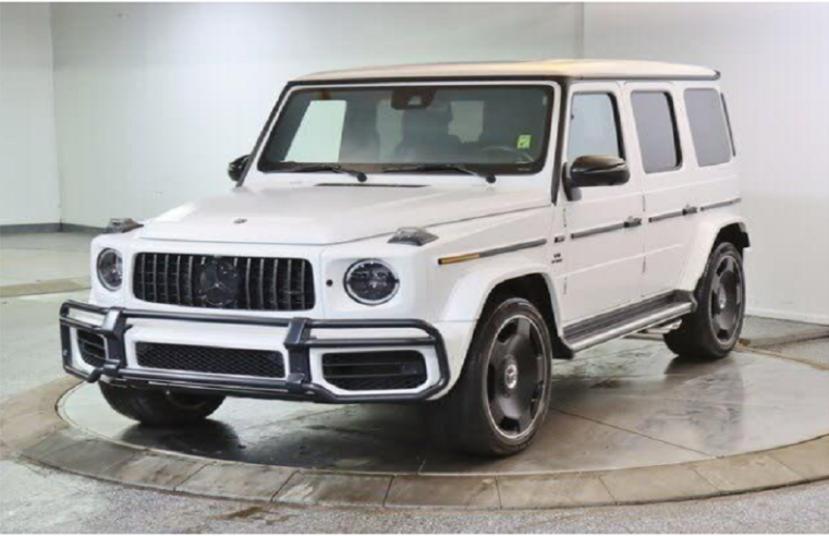 The Best Luxury Cars for Memorable Family Vacations